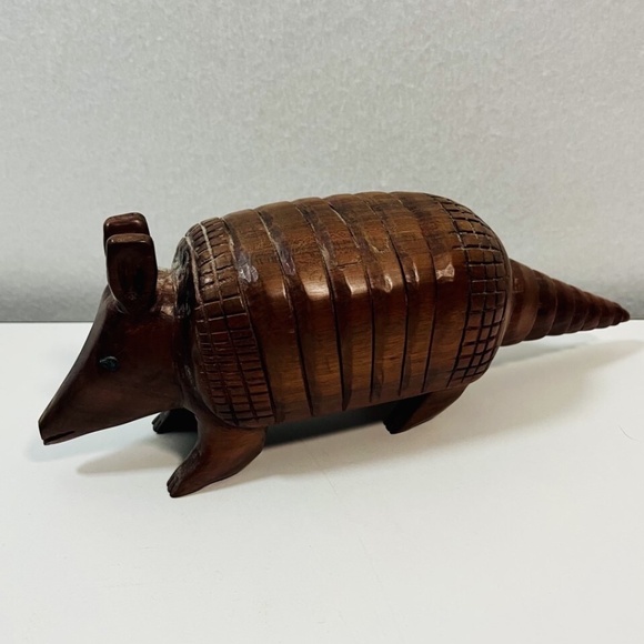 Vintage Hand-Carved Wooden Armadillo Figure Ironwood 10" Long Unique Rare Find - Picture 1 of 8